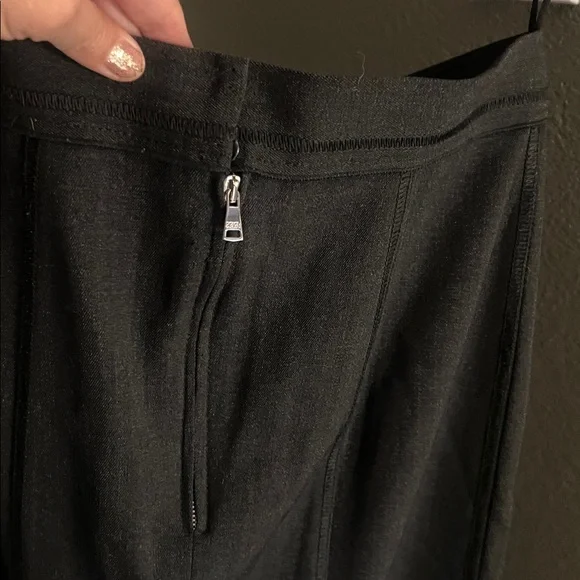 🛑 1 hour sale. Dolce & Gabbana, EU 40 US 4, Classic Black Pencil Skirt - Picture 9 of 16